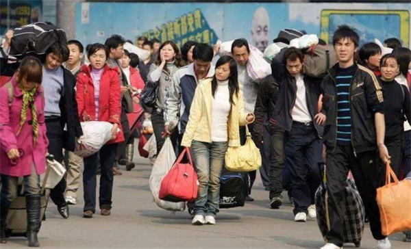 除了进厂打螺丝,做这4种生意不会比打工挣钱少 除了进厂打螺丝,做这4种生意不会比打工挣钱少